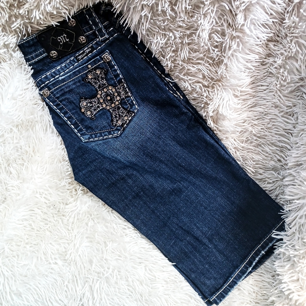 Miss Me Bermuda Size 28 Cross Bling Pockets Womens